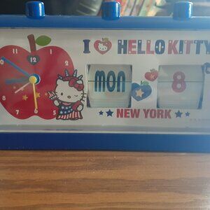 Hello kitty in New York Retro Clock Calendar